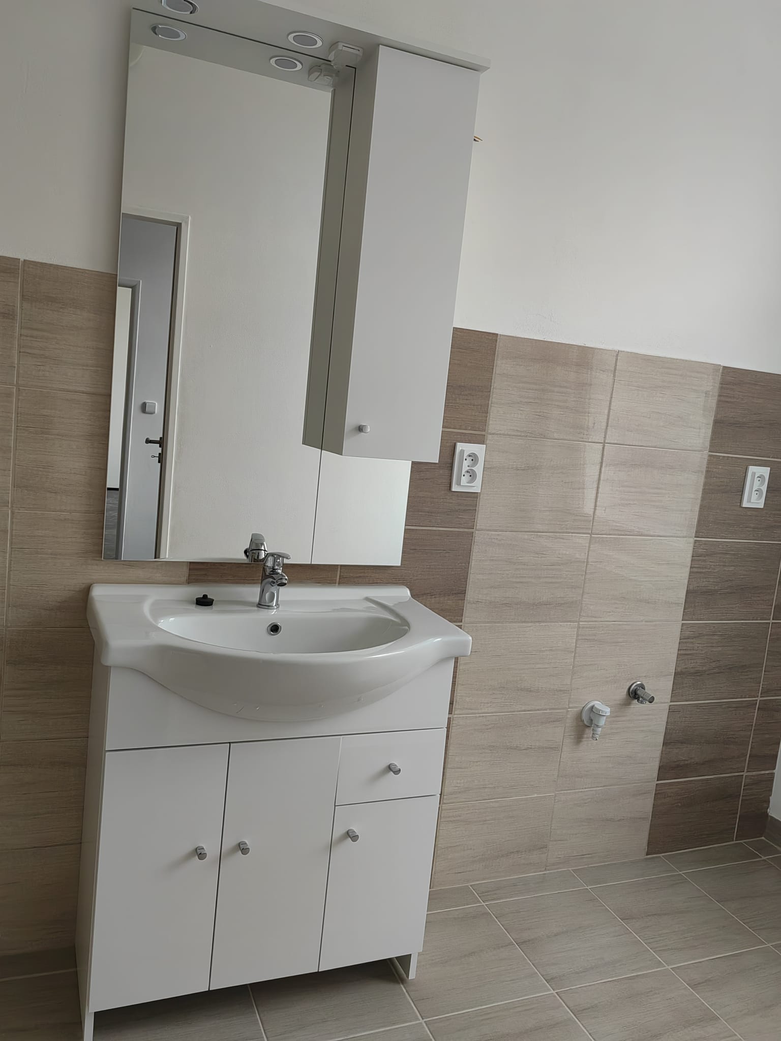 Rekonstrukce bytu - A (10)